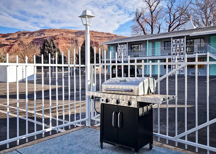 Expedition Lodge Moab Arches National Park
